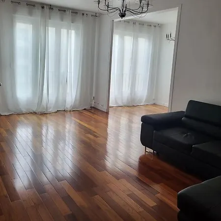Apartment Sejour Raffine A Paris, 4 Pers Proche Passy & Trocadero *